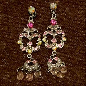 Two pairs of earrings